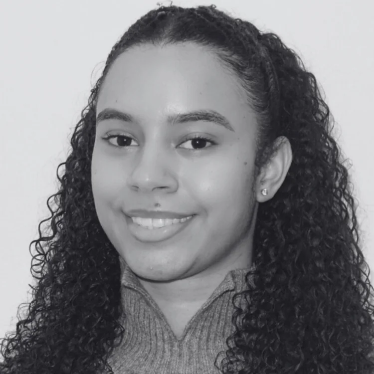 Vivian Machado Forte